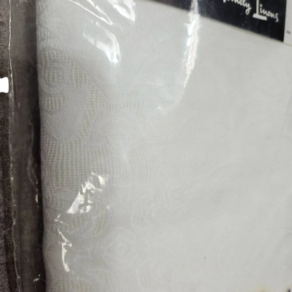 Vintage Timely Linens Nwt Old Dead Stock España Tablecloth White Jacquard Cotton